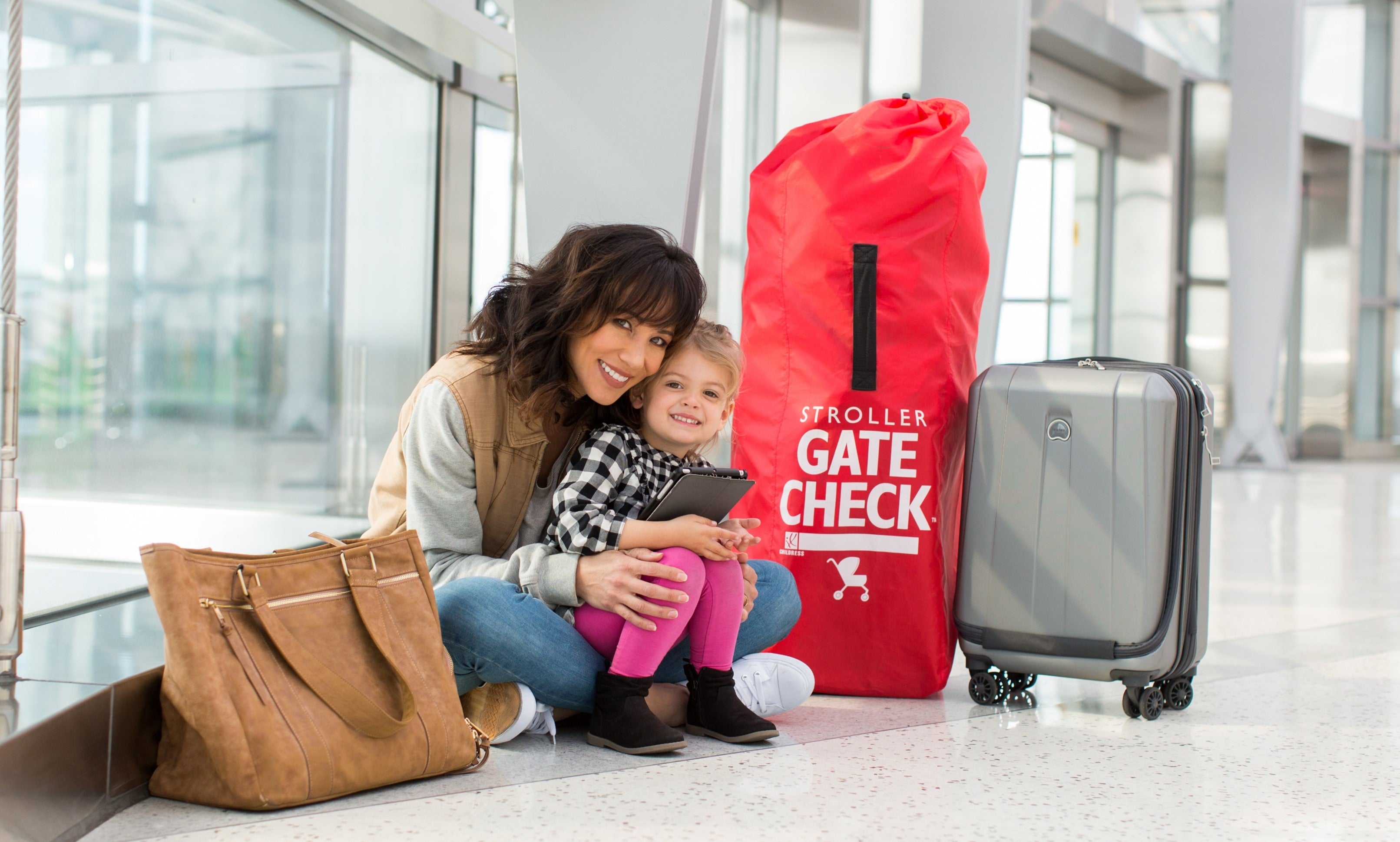 Toddler Travel Essentials: How to Make Family Adventures with a Toddler Full of Fun (and Not Stress!)